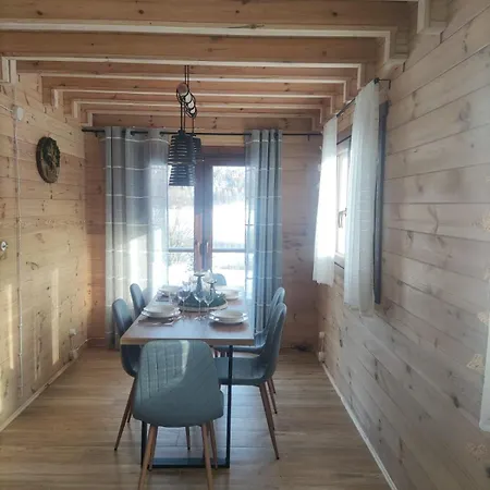 Babuskowe Domki Drewniak Ferienhaus *